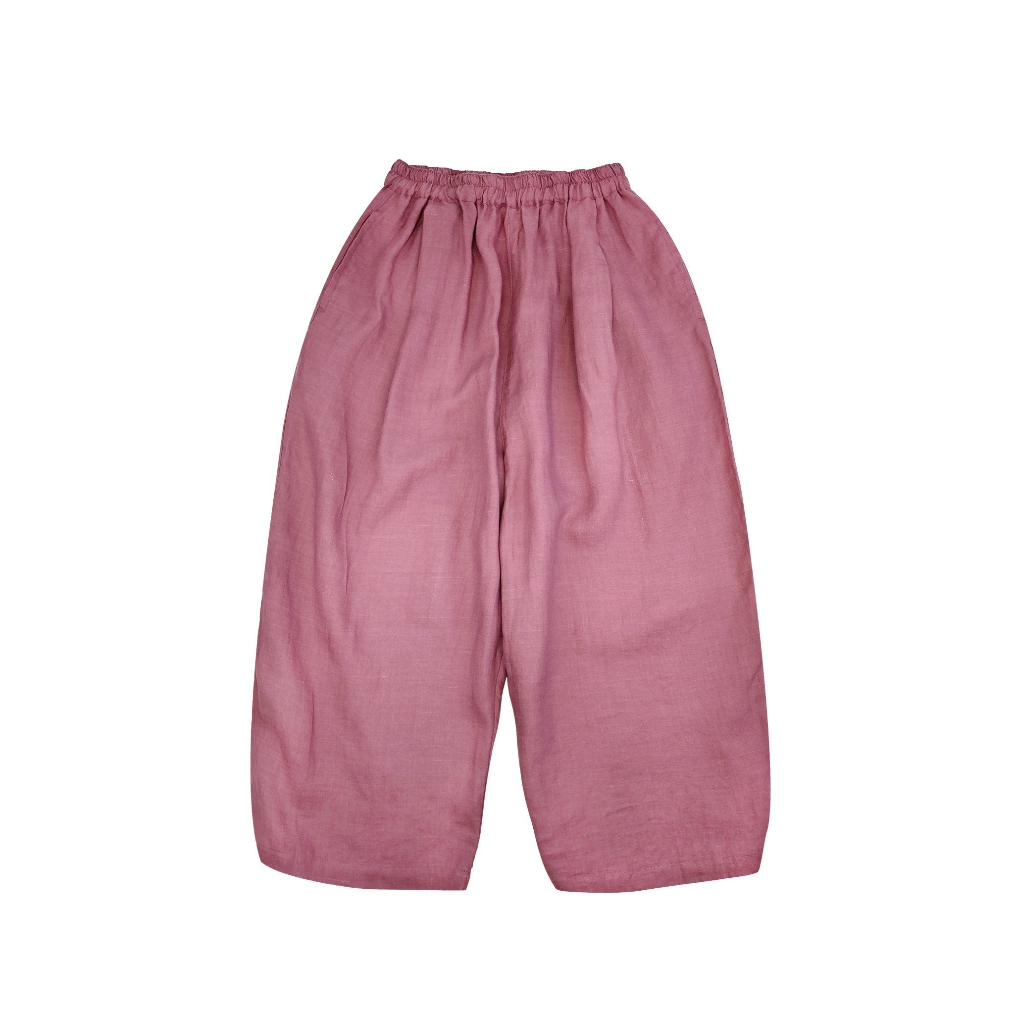 Soft pink wide-leg bermuda shorts for women, featuring elastic waistband and airy cotton-linen material